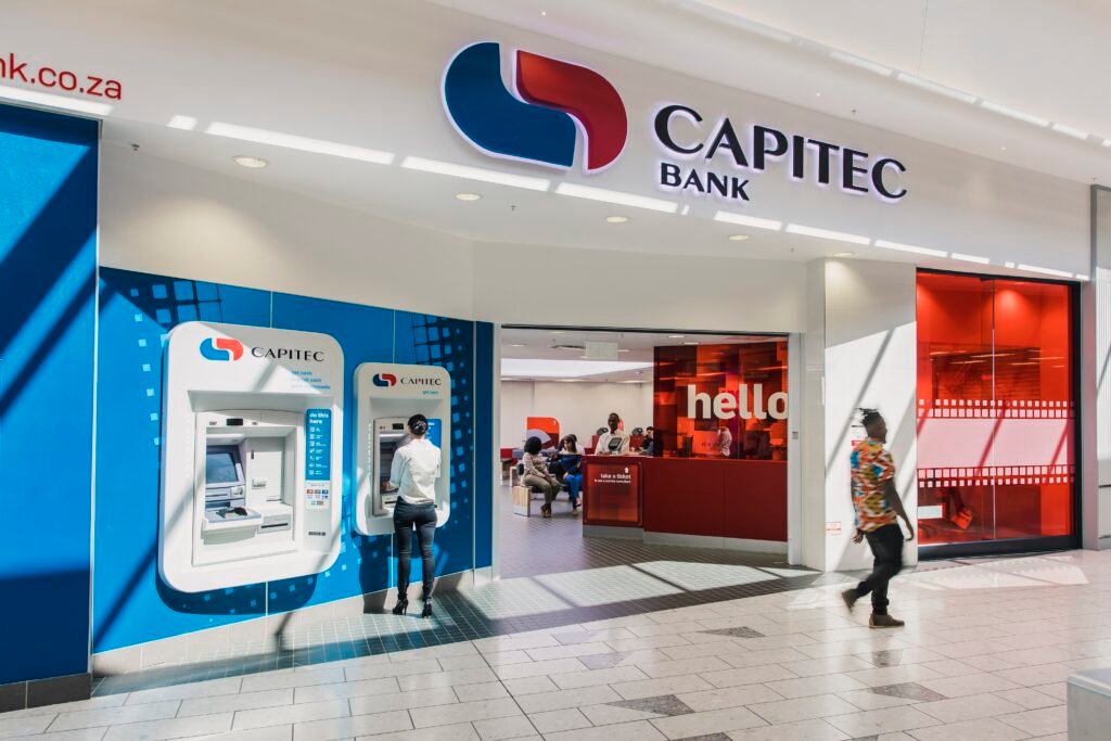 This opportunity aims to equip unemployed people with customer service assistant skills. Think of it as an internship or entry level job where you earn and learn at the same time, not also forgetting getting some experience which will be good for your CV.